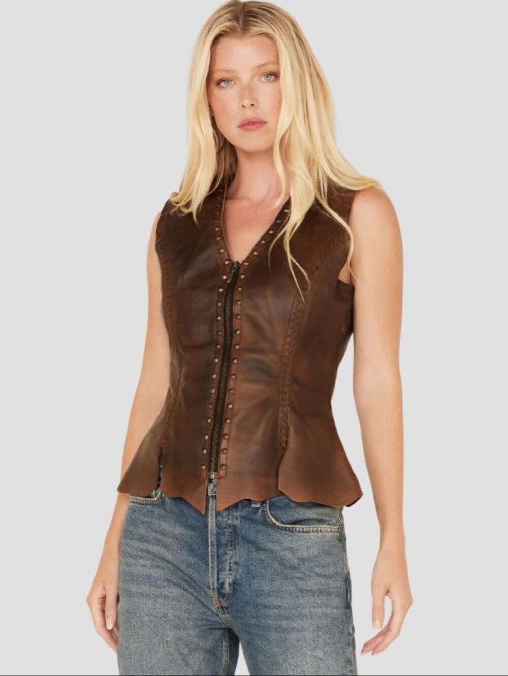 Cripple Creek Women's Charlie Brown Studded Leather Vest Large